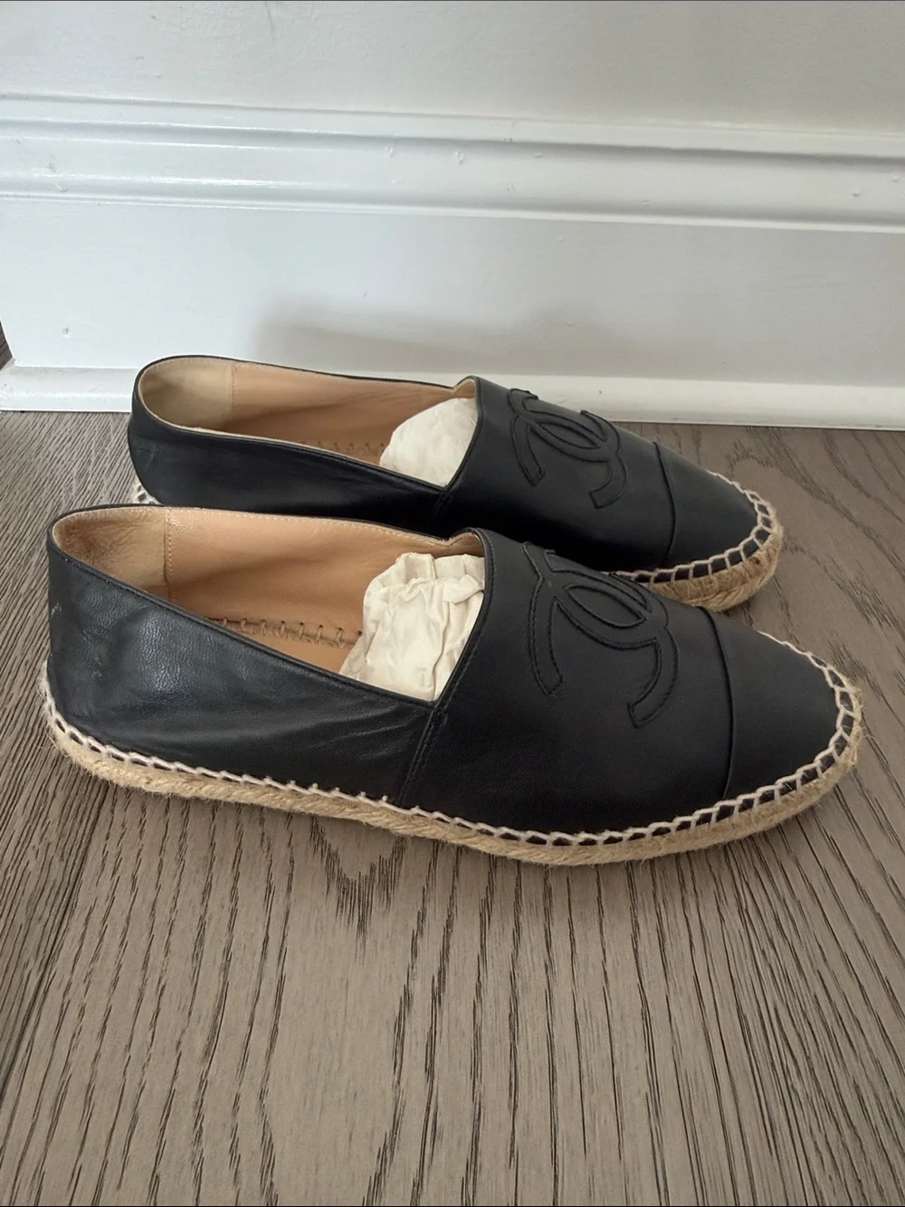 CHANEL classic black